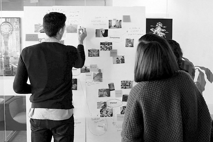narrative process design digital typography branding culture move upv art 03 