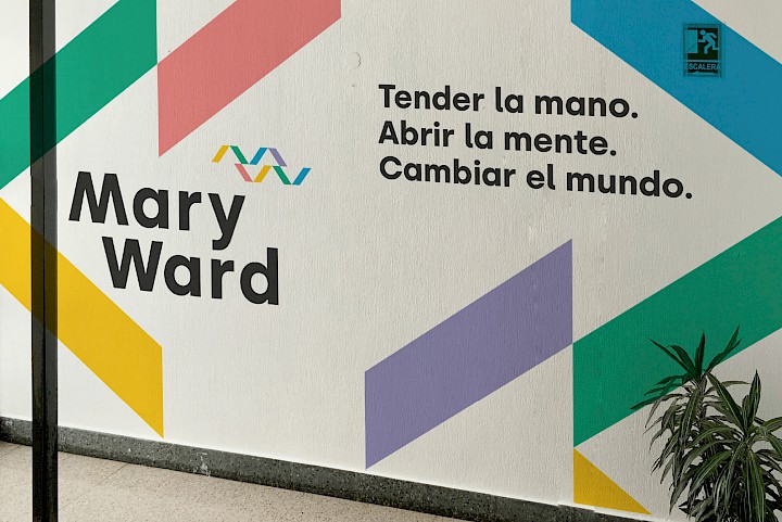 move ward 09_01_mary branding spaces donostia colegio design 